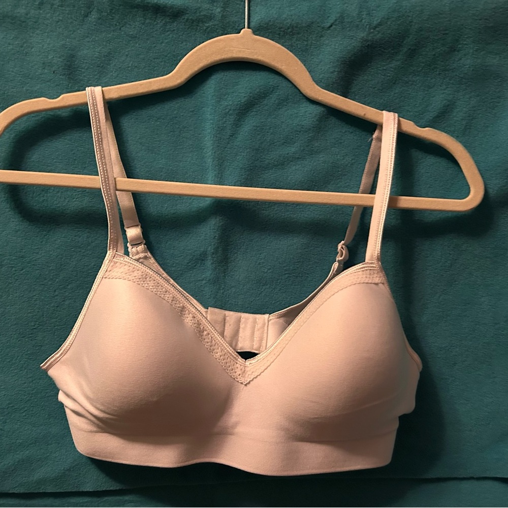 Hanes Nude T-Shirt Bra with Molded Cups and Adjustable Straps
